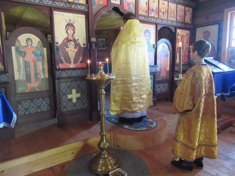 Сотрудники Комиссии по канонизации подвижников благочестия Череповецкой епархии совершили поездку к местам подвигов преподобного Сергия Шухтовского