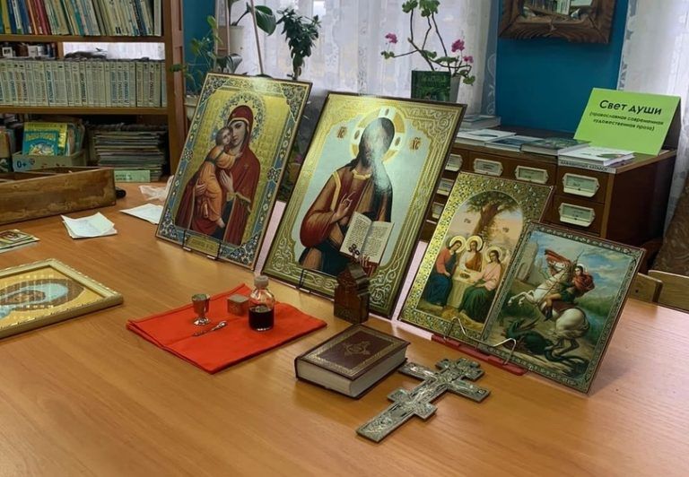 Жители села Верхняя Шарденьга Великоустюгского района приняли участие в богослужении