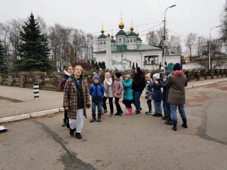 В духовно-просветительском центре «Соборная горка» в дни осенних каникул работал детский лагерь «Веселый мухомор»