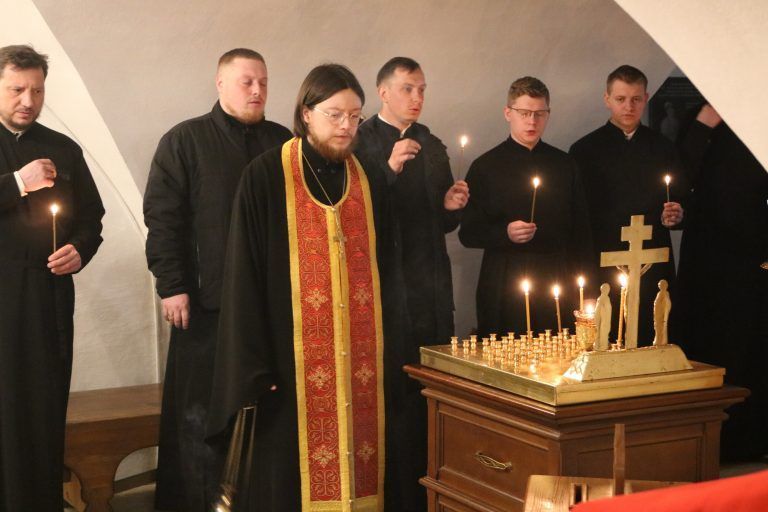 В Вологодской духовной школе почтили память архиепископа Михаила (Мудьюгина)