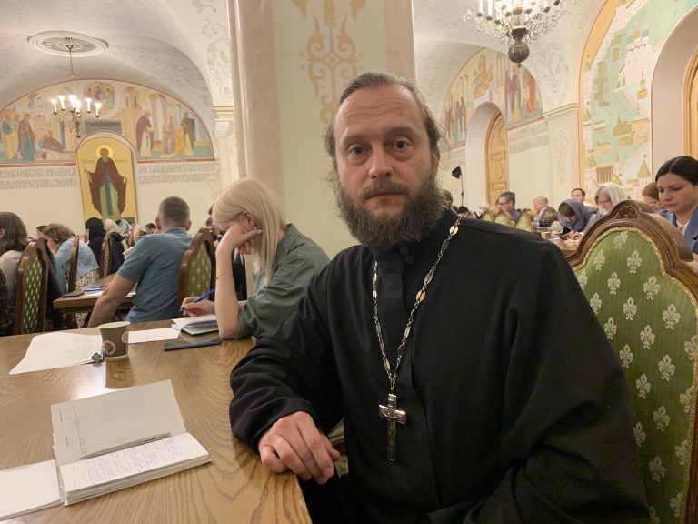 Руководитель профильного отдела представил Вологодскую епархию на юридическом семинаре в Храме Христа Спасителя города Москвы
