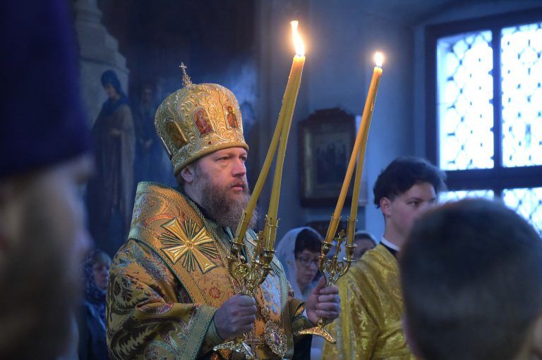 В день памяти святых отцов VII Вселенского Собора митрополит Савва совершил Литургию в храме Покрова на Торгу города Вологды