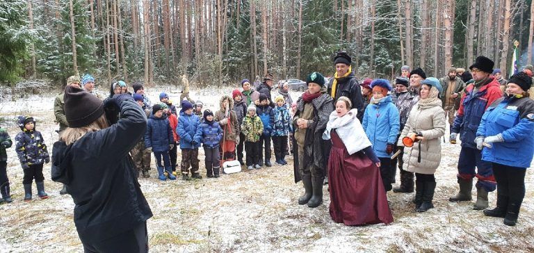 Обучающиеся воскресной школы прихода кафедрального собора города Череповца совершили поход