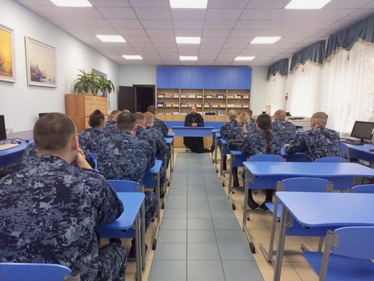 В Вологодском институте права и экономики ФСИН России состоялась беседа антисектантской направленности