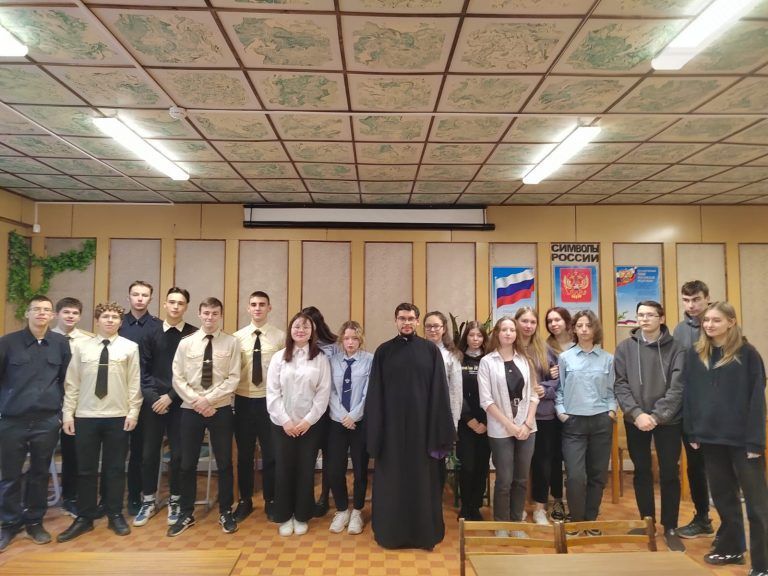 Мероприятие миссионерского отдела «Осторожно, секта!» состоялось в Вологодском индустриально-транспортном техникуме