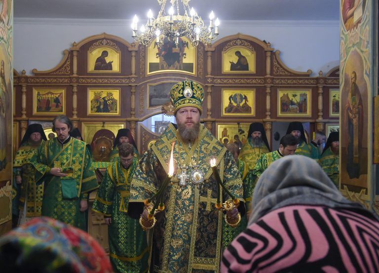 В день памяти преподобного Павла Обнорского митрополит Савва возглавил Божественную литургию в Павло-Обнорском монастыре