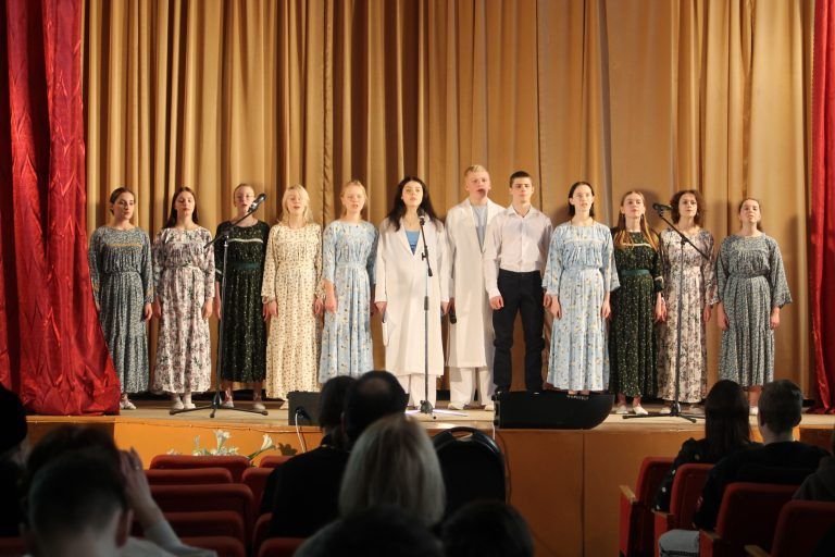 Представители Вологодской епархии приняли участие в праздновании Международного дня православной молодежи в Великом Устюге