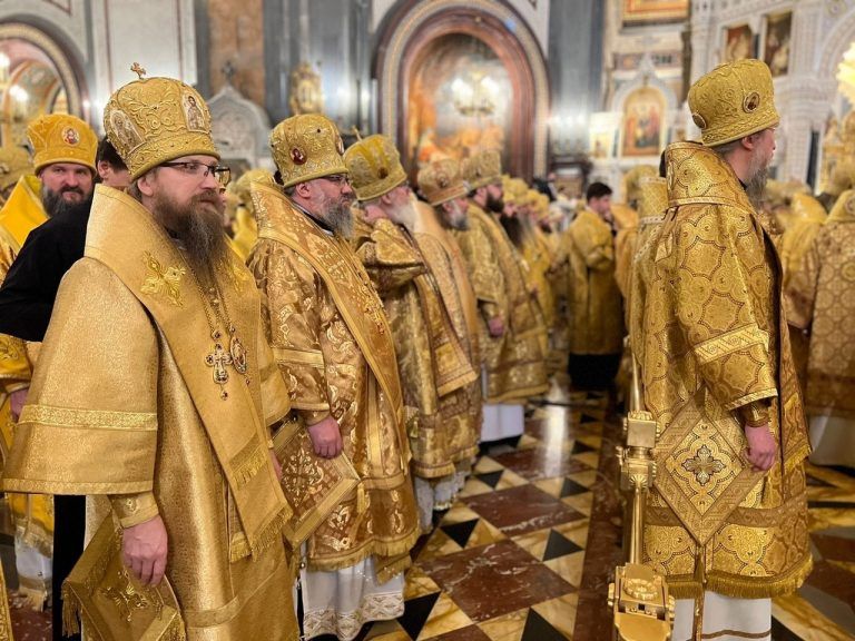 Епископ Игнатий сослужил Святейшему Патриарху Кириллу за Литургией в Храме Христа Спасителя в четырнадцатую годовщину интронизации Святейшего Патриарха