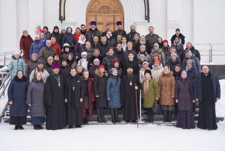 В кафедральном соборе города Череповца стартовал проект «Помочь увидеть лик святой»