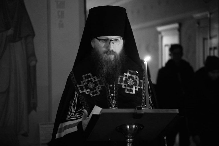В четверг первой седмицы Великого поста епископ Игнатий совершил чтение Покаянного канона Андрея Критского в храме праведного Иоанна Кронштадтского города Череповца