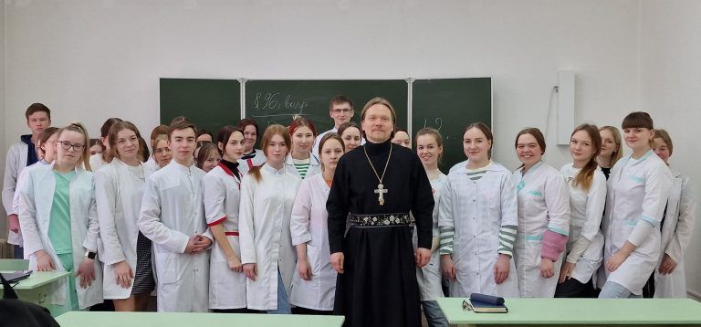 Состоялась очередная встреча со студентами медколледжа