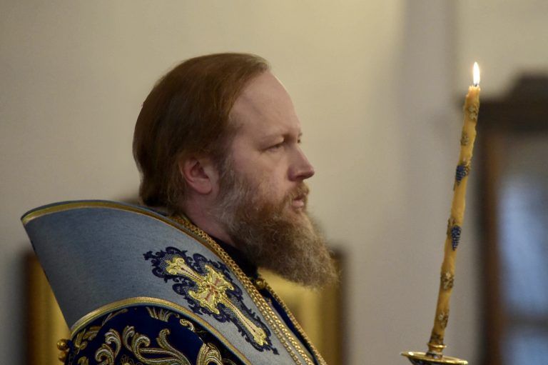 «Радуйся, вместилище Божественнаго воплощения»: митрополит Савва совершил утреню с чтением Акафиста Пресвятой Богородице