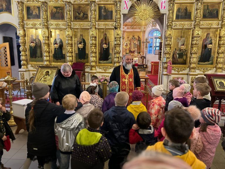 В подготовительном классе воскресной школы Архиерейского подворья Воскресенского собора г.Череповца состоялось заключительное занятие