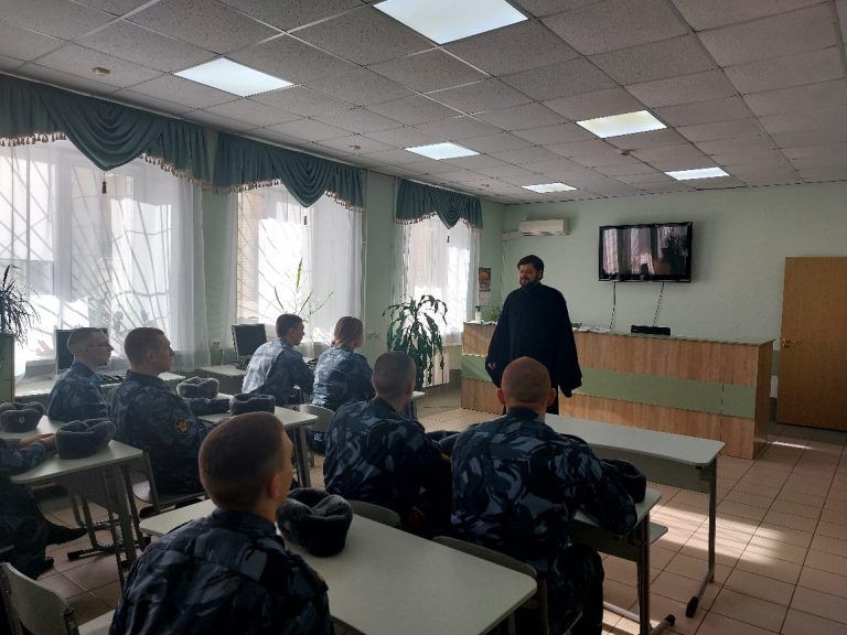 Мероприятие миссионерского отдела «Осторожно, секта!» состоялось в Вологодском институте права и экономики ФСИН России