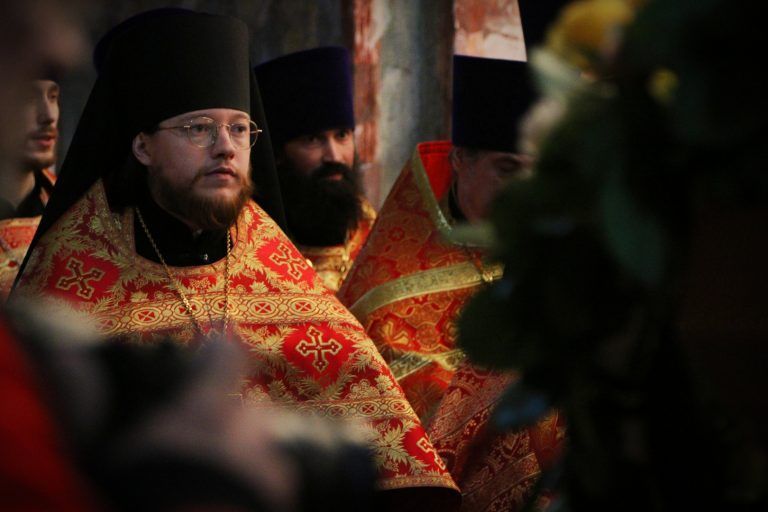 Преподаватели и студенты семинарии приняли участие в Великой Пасхальной Вечерне
