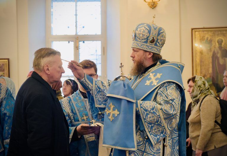 Радуйся, Благодатная, Господь с Тобою!