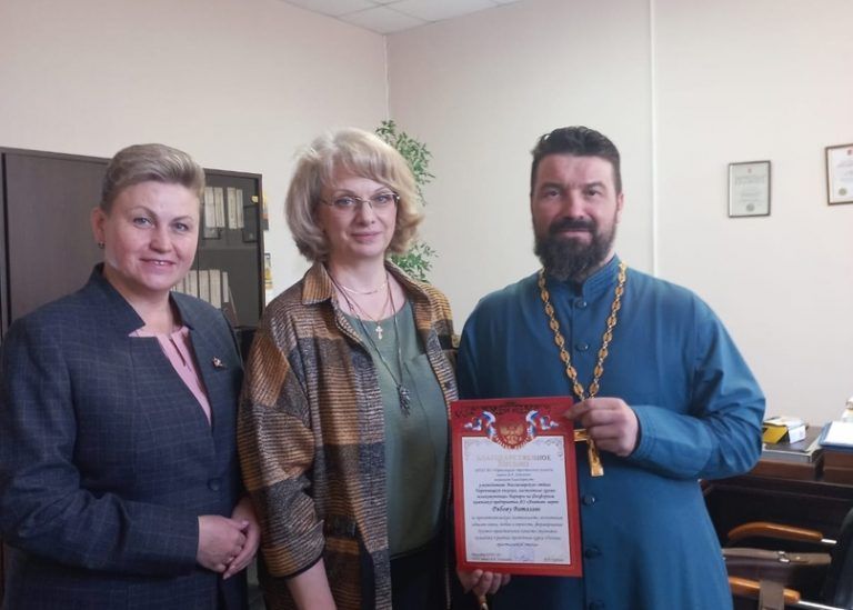 Иерей Виталий Рябов провел встречу в Череповецком строительном колледже