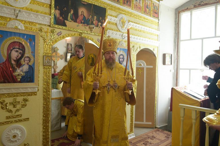 «Радующеся поим святых всех собор, отвсюду собравшихся…»