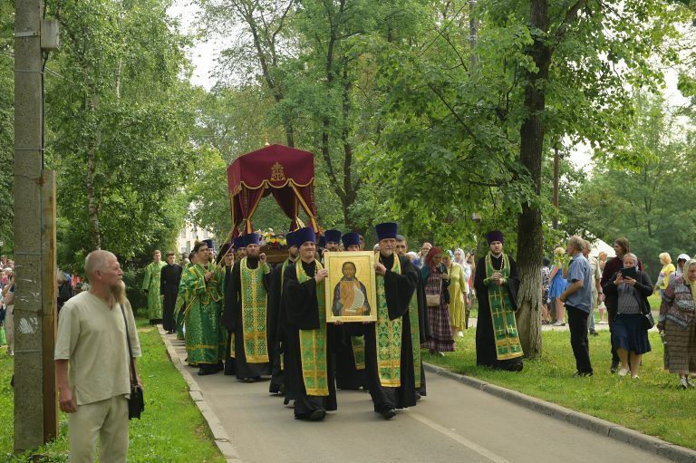 Святые мощи праведного Александра Баданина  перенесены в Лазаревский храм в день Вологодских святых
