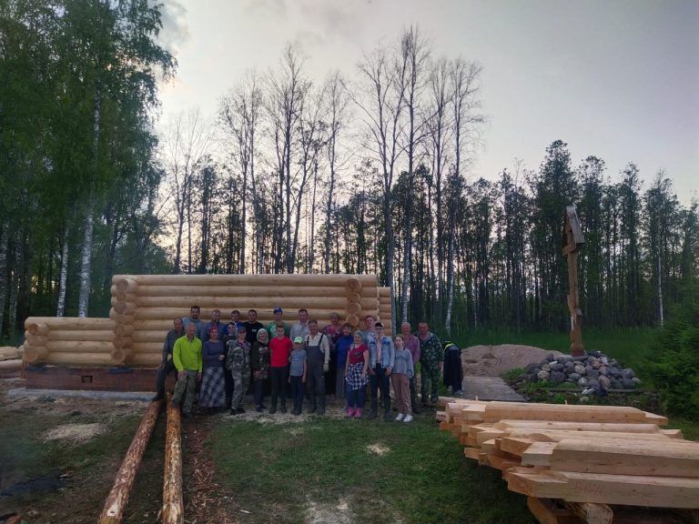 Продолжается строительство часовни на Марко-Белавинском острове