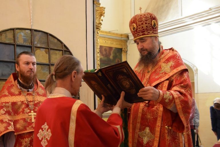 В Михайло-Архангельском монастыре Великого Устюга прошло архиерейское богослужение