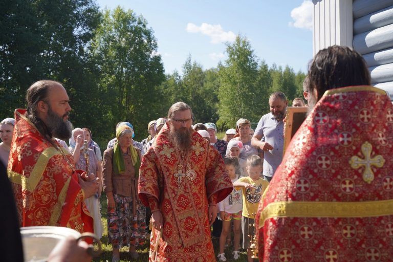Епископ Игнатий возглавил престольные торжества храма Илии Пророка в деревне Батран