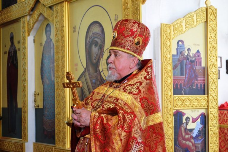 Клир и прихожане Ильинской церкви села Абаканово молитвенно отметили престольный праздник