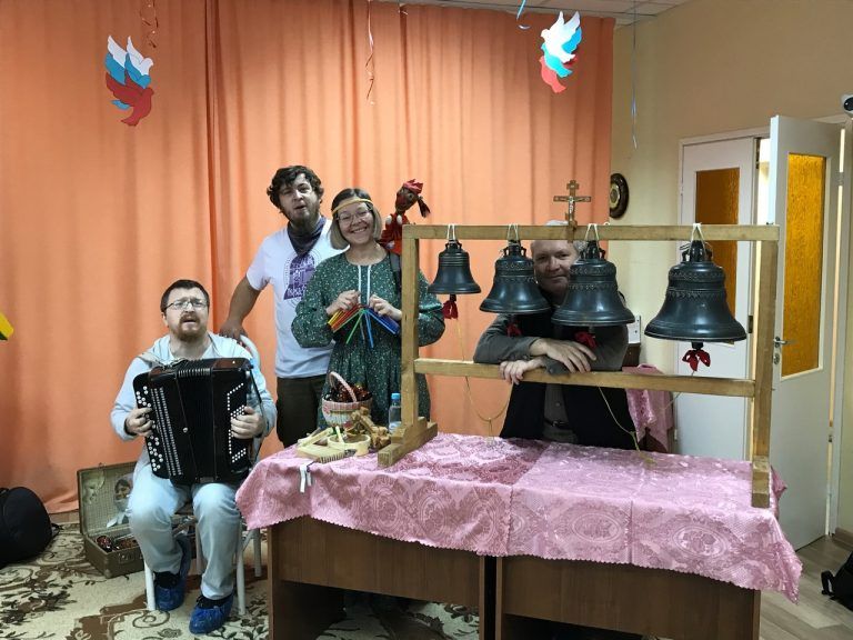 Творческая группа Череповецкой епархии посетила БУЗ ВО «Дом ребенка специализированный № 2»