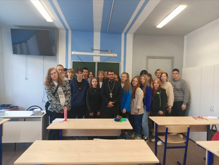 Миссионерский отдел продолжает сотрудничество с Вологодским колледжем сервиса