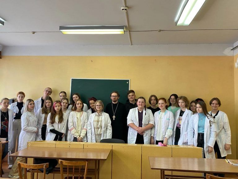 Миссионерские встречи продолжаются в Вологодском аграрно-экономическом колледже