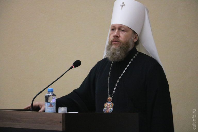 Глава Вологодской митрополии выступил на научном семинаре по публицистике Белова