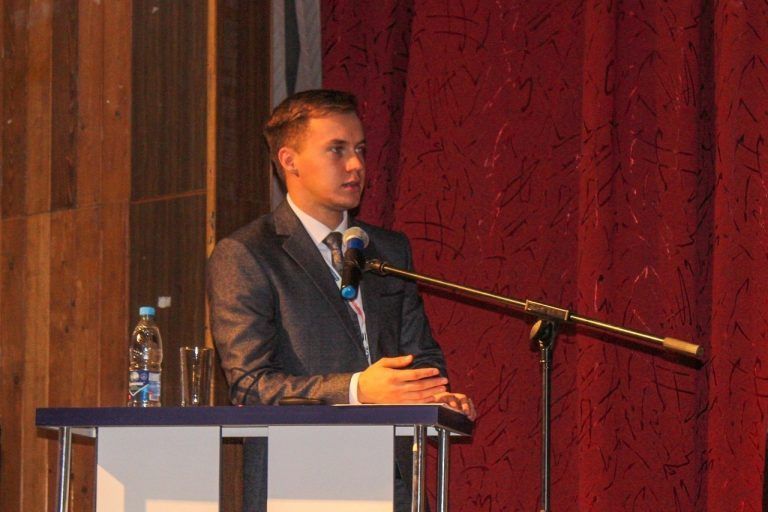 Череповчане на Форуме Общественной палаты России в городе Вологде поделились опытом восстановления деревенского храма силами добровольцев