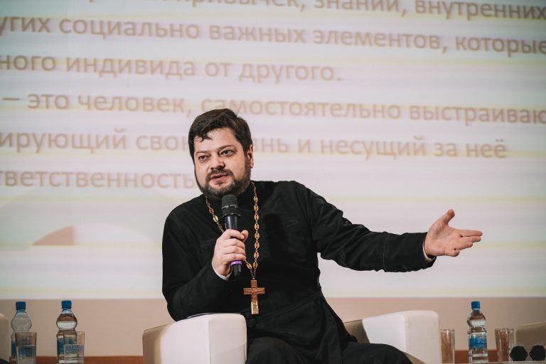 Заместитель руководителя секретариата Вологодского отделения Всемирного Русского Народного Собора принял участие в конференции «Точка опоры»