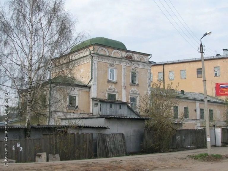 Волонтеры группы «ДОБРОТОЛЮБИЕ» приглашают принять участие в субботнике у храма преподобного Кирилла Белоезерского в городе Вологда