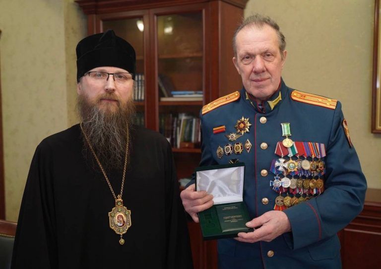 Ветеран боевых действий Геннадий Малышев награждён высшей наградой Череповецкой епархии
