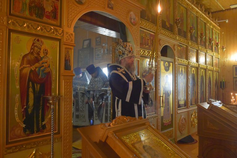 Митрополит Савва: «Самое главное счастье в жизни христианина – причащение Тела и Крови Господней»