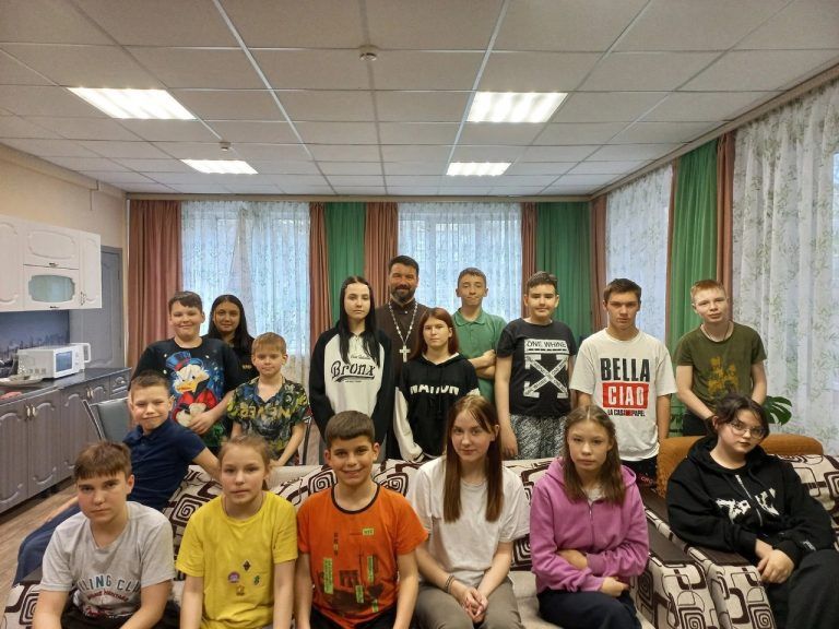 В Череповецком центре помощи семьи и детям, оставшимся без попечения родителей «Наши дети» состоялась миссионерская встреча