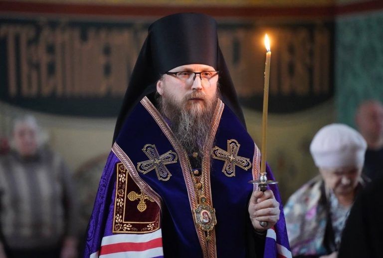 Епископ Игнатий совершил богослужение с чтением Великого покаянного канона Андрея Критского в кафедральном соборе города Череповца