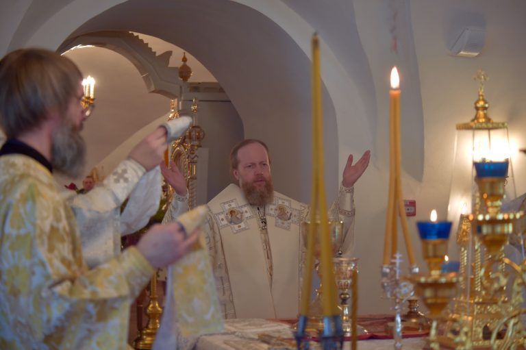 «Воскресни, Боже, суди земли, яко Ты наследиши во всех языцех»