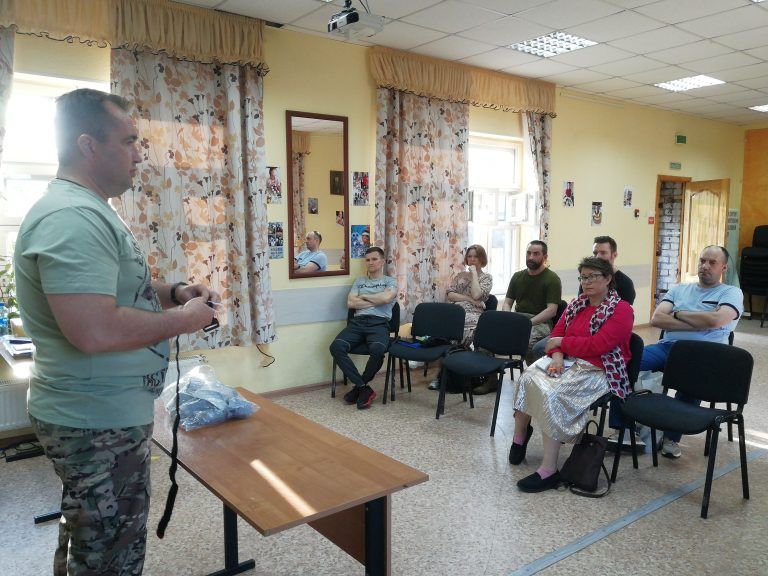 В Архиерейском подворье Воскресенского собора Череповца начался курс занятий по тактической медицинской подготовке