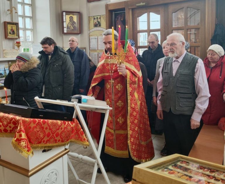 В Череповце почтили павших в Великой Отечественной войне