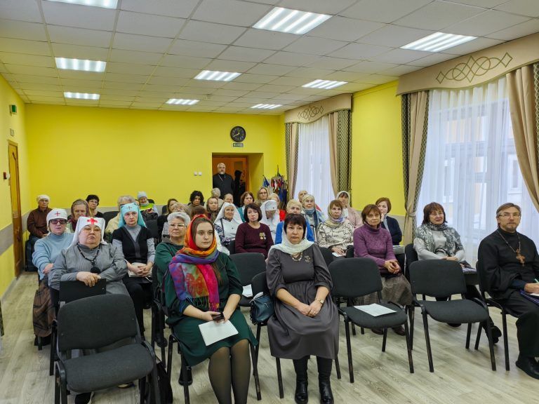В Череповце в рамках X Таисиинских образовательных чтений состоялась секция по добровольческому служению