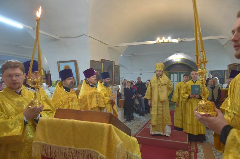 «Проповедника веры и слугу Слова, Андрея восхвалим…»