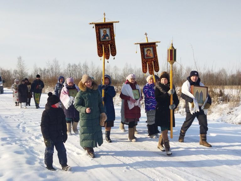 В день памяти Вологодских святых Авраамия и Коприя Печенгских в Вологодском районе состоялся крестный ход