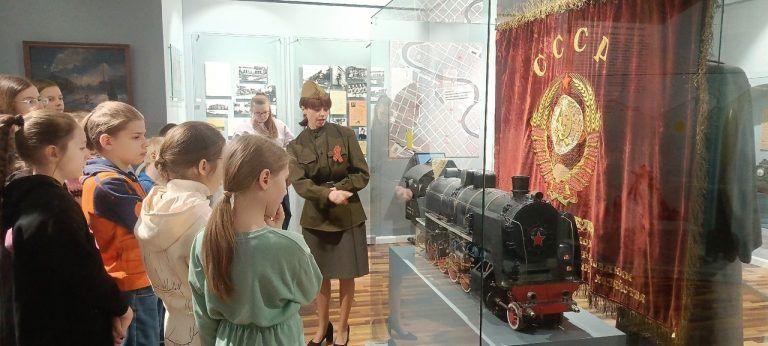 Воспитанники Лазаревской воскресной школы посетили Вологодский краеведческий музей