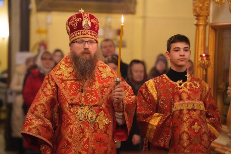 Епископ Игнатий совершил всенощное бдение в Воскресенском соборе города Череповца