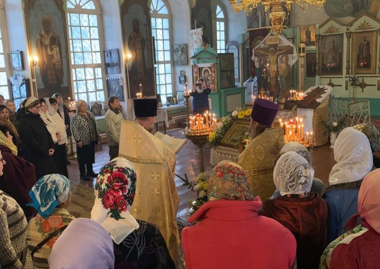 Малый престольный праздник встретили в храме святителя Афанасия Великого деревни Чирково