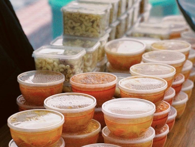В Вологодской епархии продолжается реализация благотворительного проекта «Теплый приём»