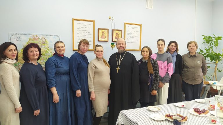 В кафедральном соборе Череповца прошли мероприятия, приуроченные Благовещенью Пресвятой Богородицы и Дню Беременных