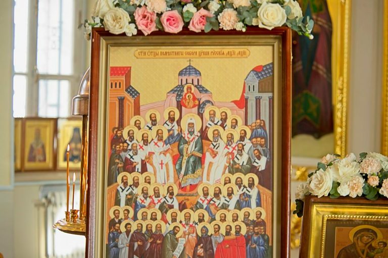 Память святителя Тихона, патриарха Московского и всея России, почтили в кафедральном соборе Вологды